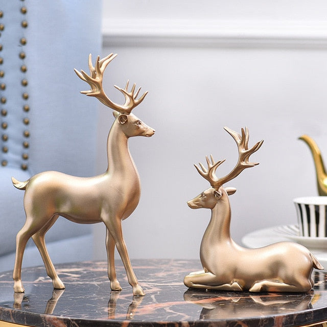 Deer Statues Set