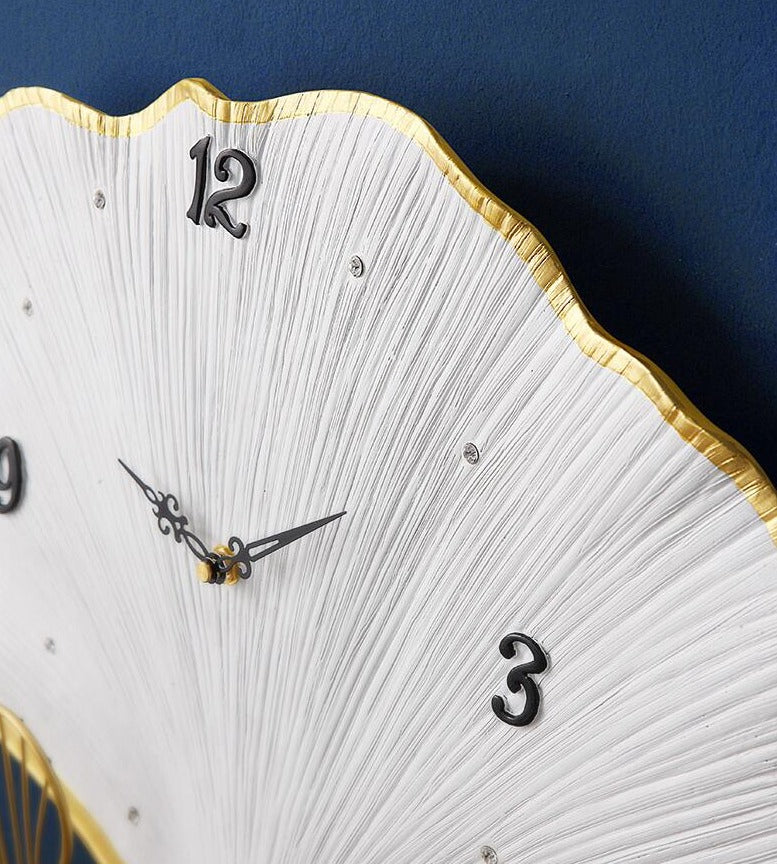 Ginkgo Leaves Clock